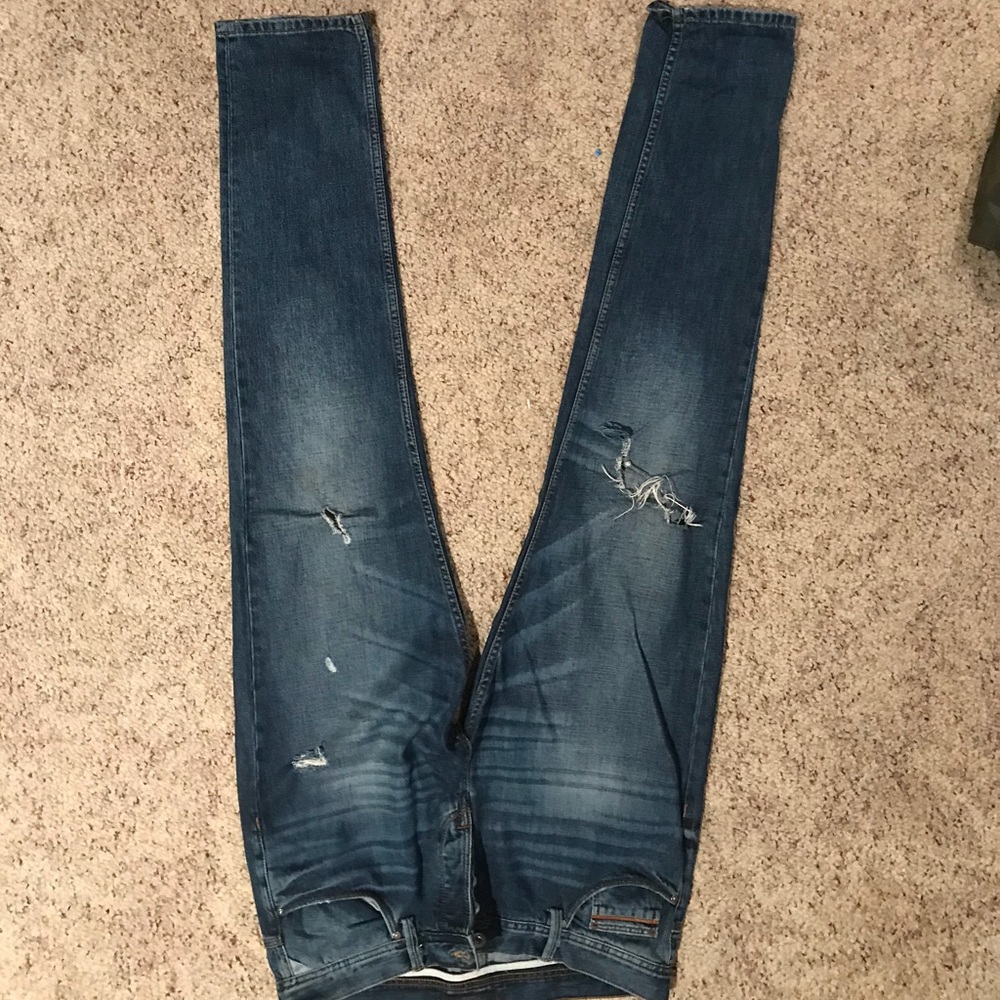 ZARA ripped blue jeans